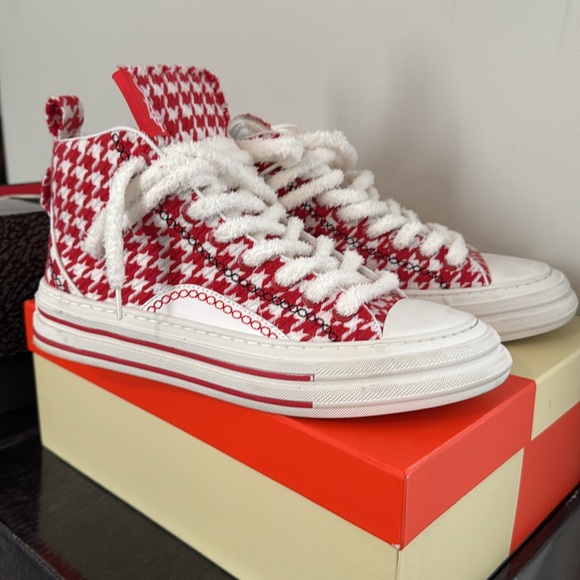 Sia Collective - Picture 5 of 7